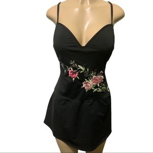 Newport News Embroidered Bathing Suit Size 16 Floral on Black One Piece